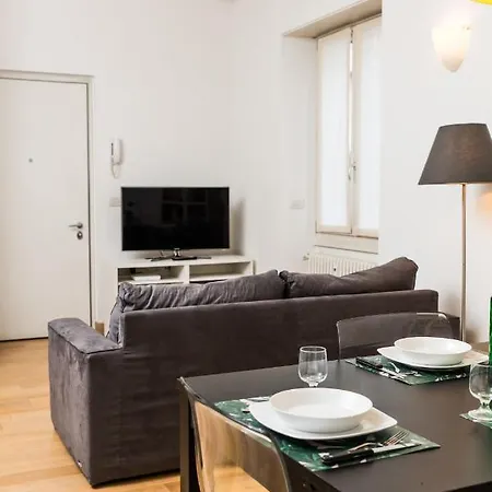 Lady Juliet Apartment *