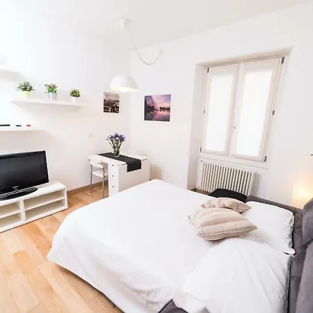 Lady Juliet דירה